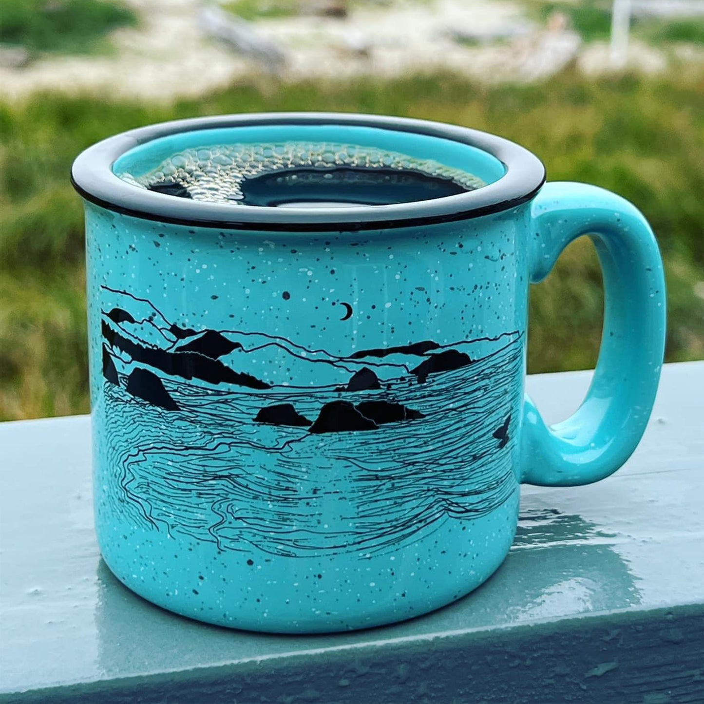 Whale's Tail Ocean 15oz Ceramic Campfire Mug